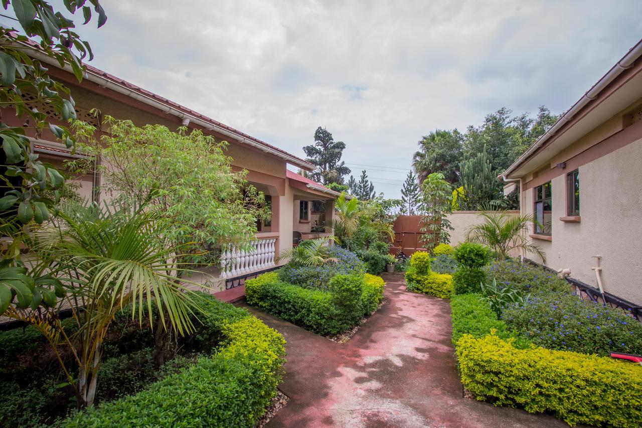Tuzza Hotel Bushenyi Exterior foto