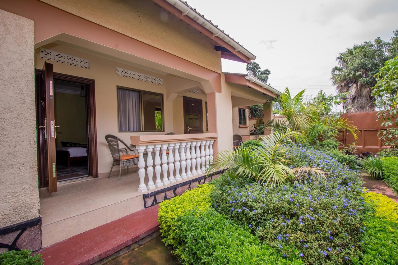 Tuzza Hotel Bushenyi Exterior foto