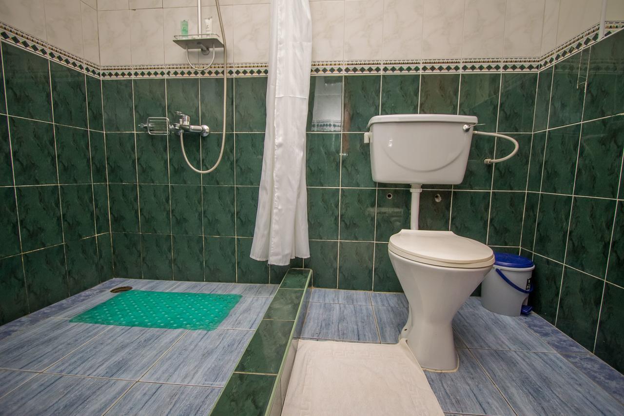 Tuzza Hotel Bushenyi Exterior foto
