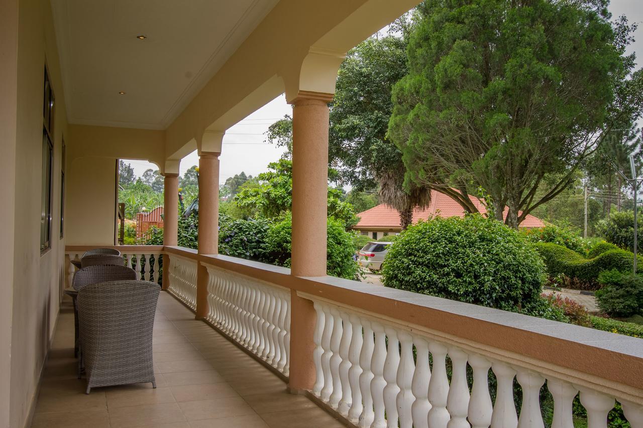 Tuzza Hotel Bushenyi Exterior foto