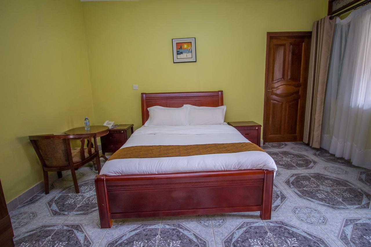 Tuzza Hotel Bushenyi Exterior foto